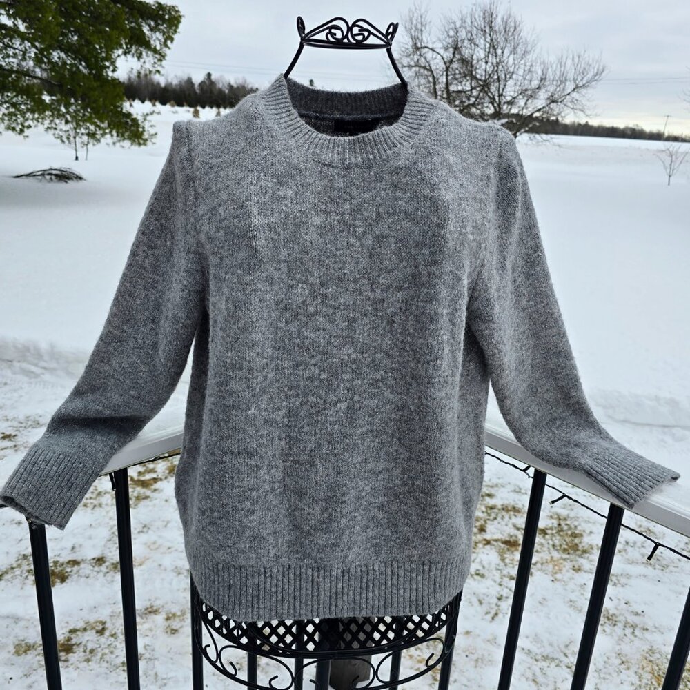 Ann Taylor light gray sweater, size L, EUC, hint of metallic